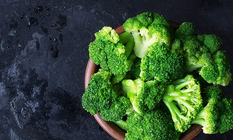 The Health Advantages and Disadvantages of Broccoli