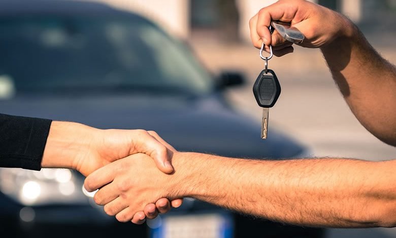 Selling A Car to Wrecker vs. Selling to Private Buyer